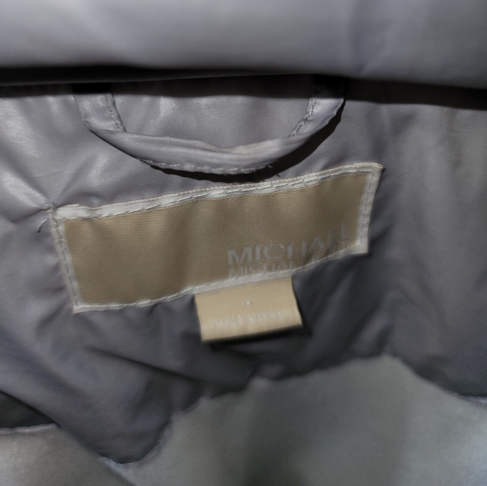 Girls silver Michael Kors coat - Picture 8 of 8